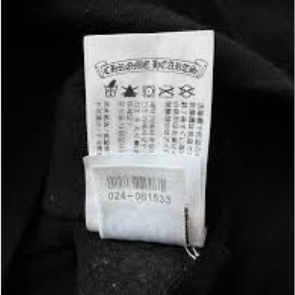 Black Chrome heart Care Label